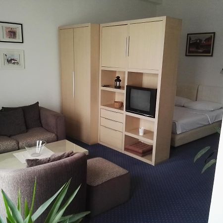 Guest House Amico Vranje Luaran gambar