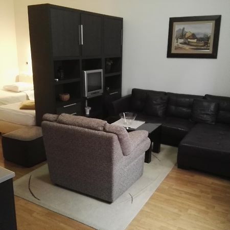 Guest House Amico Vranje Luaran gambar