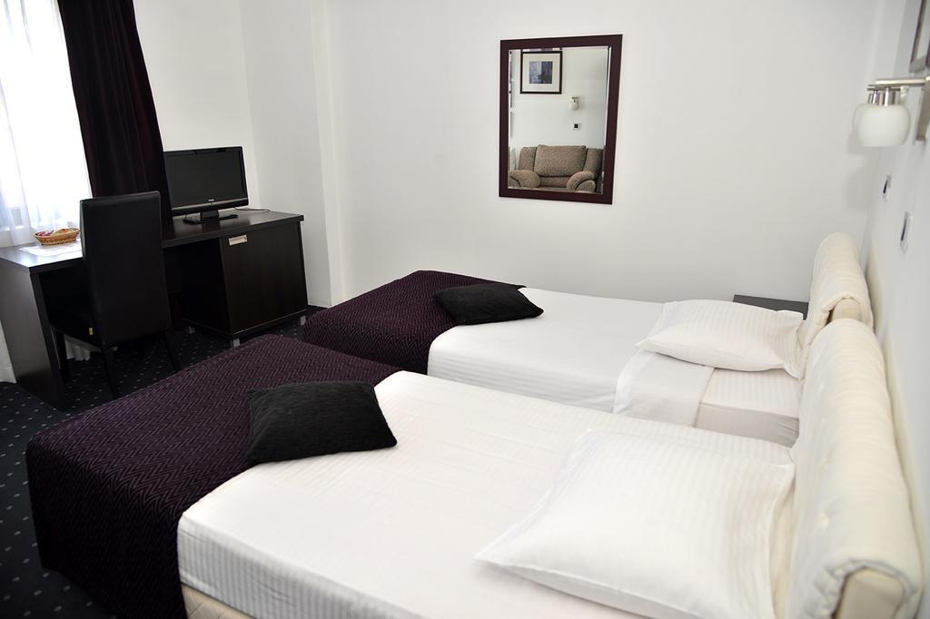 Guest House Amico Vranje Bilik gambar