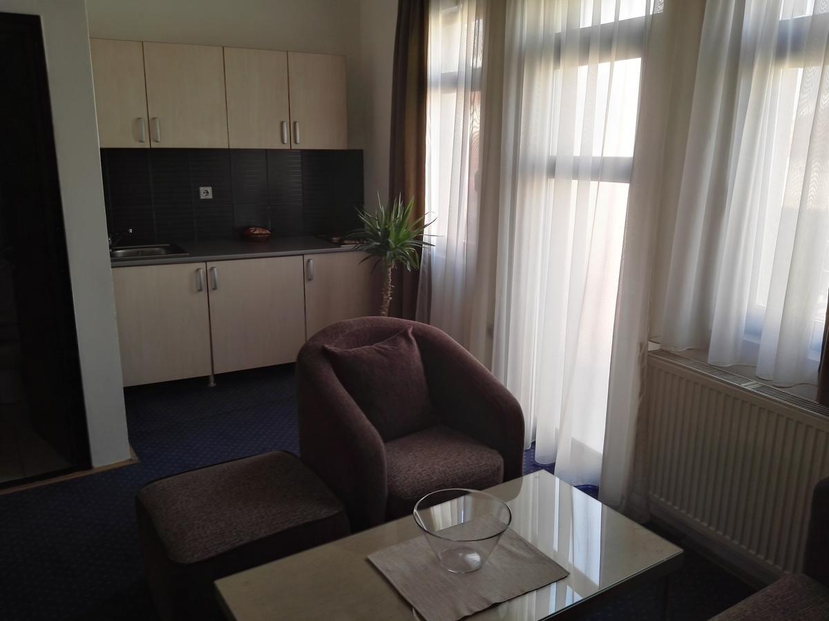 Guest House Amico Vranje Luaran gambar