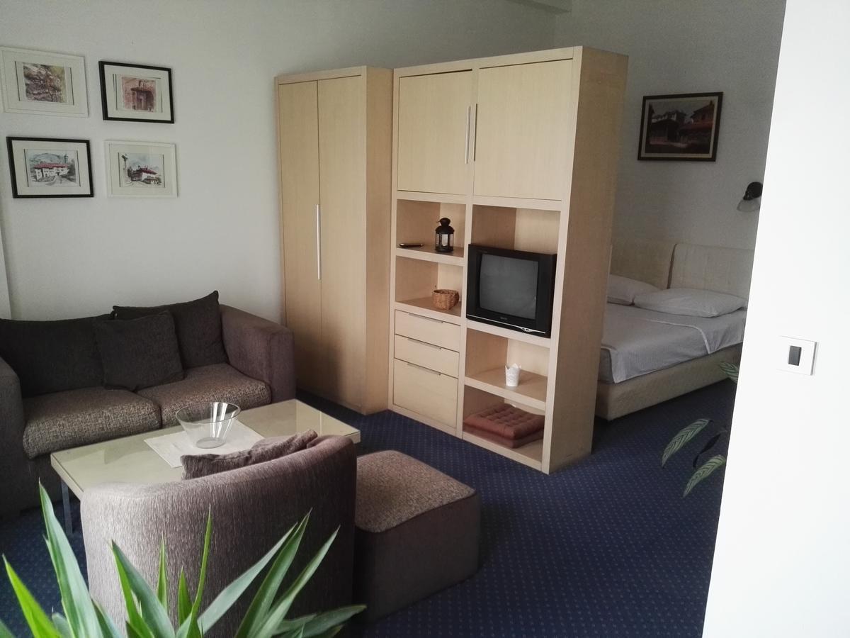 Guest House Amico Vranje Luaran gambar