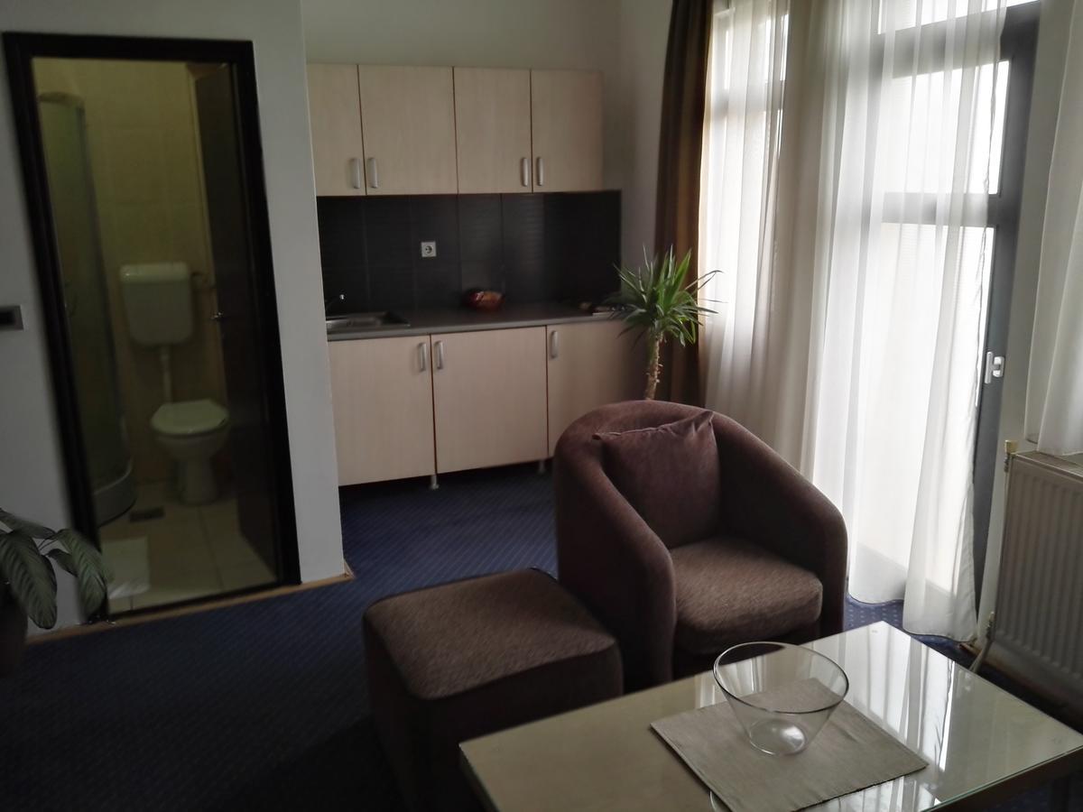 Guest House Amico Vranje Luaran gambar